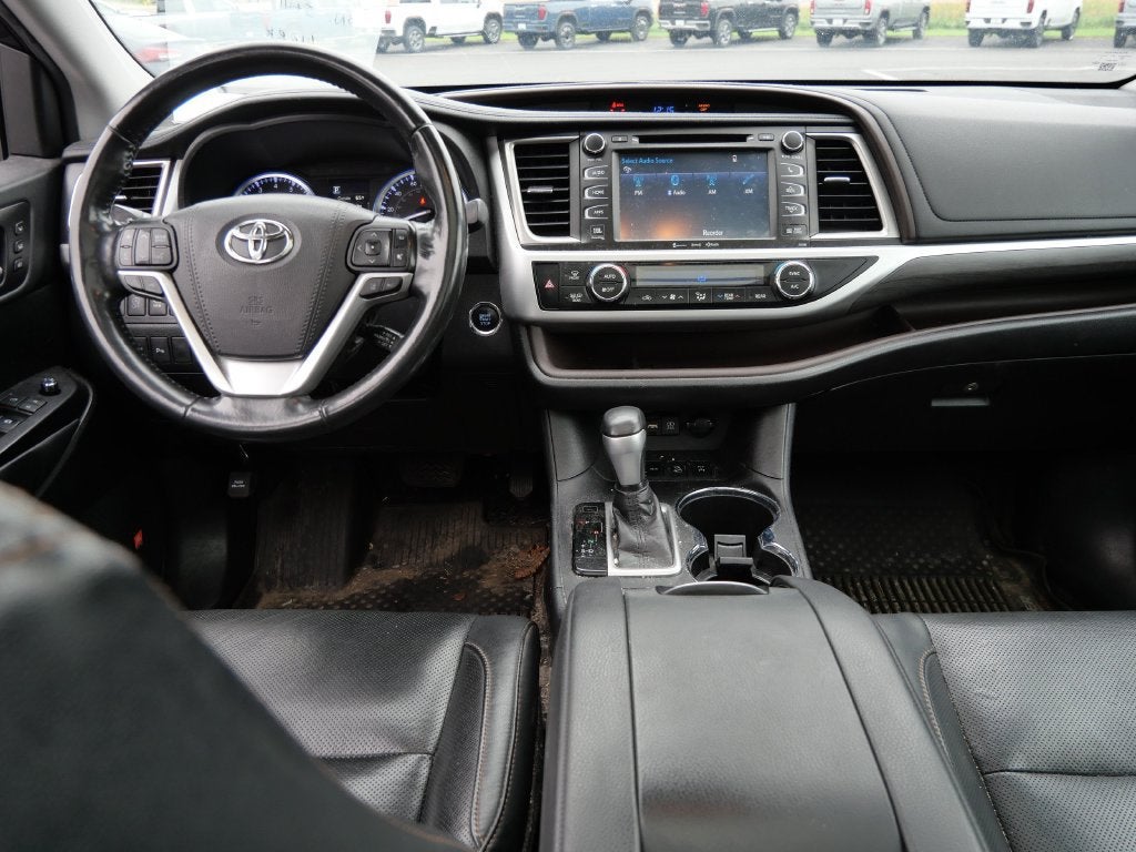 2019 Toyota Highlander Limited Platinum