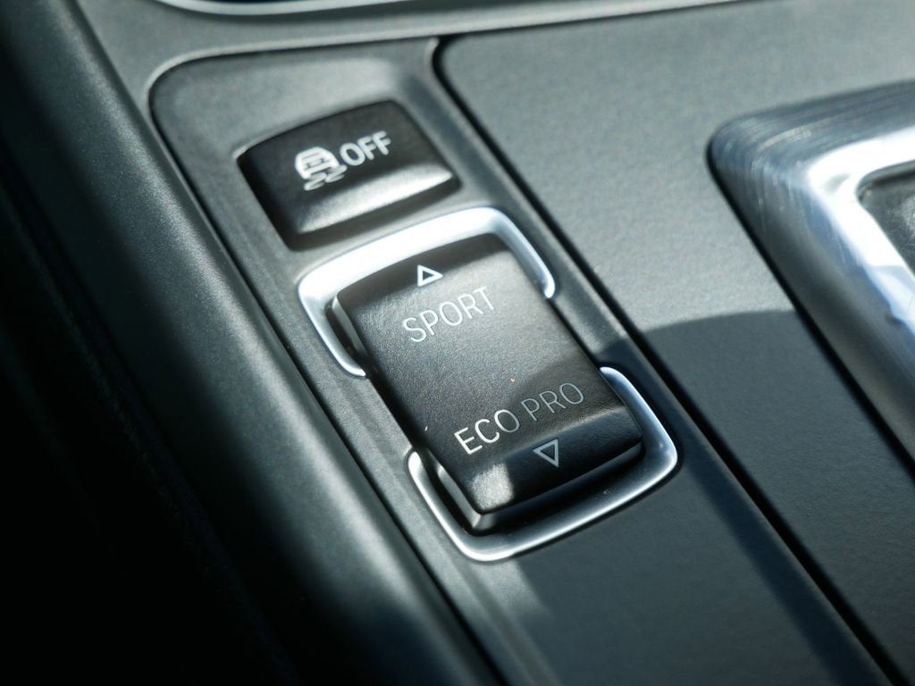 2015 BMW 3 Series 320i xDrive
