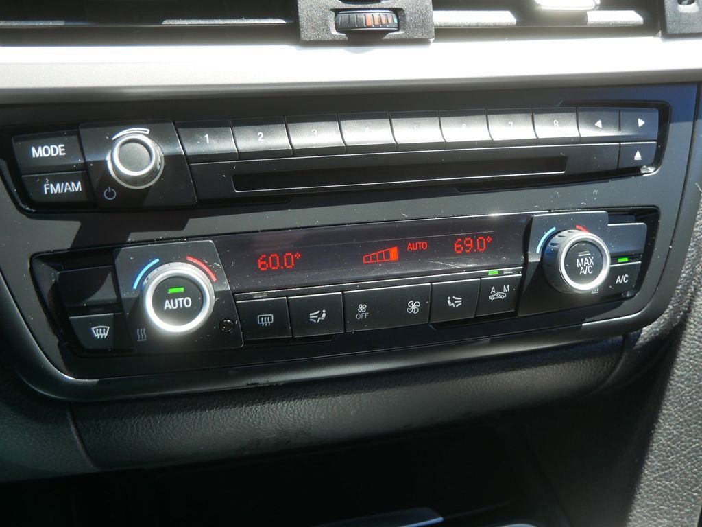 2015 BMW 3 Series 320i xDrive
