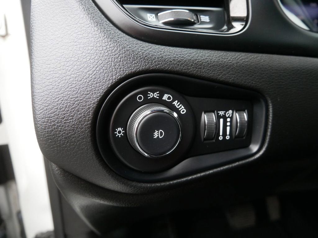 2022 Jeep Renegade Altitude